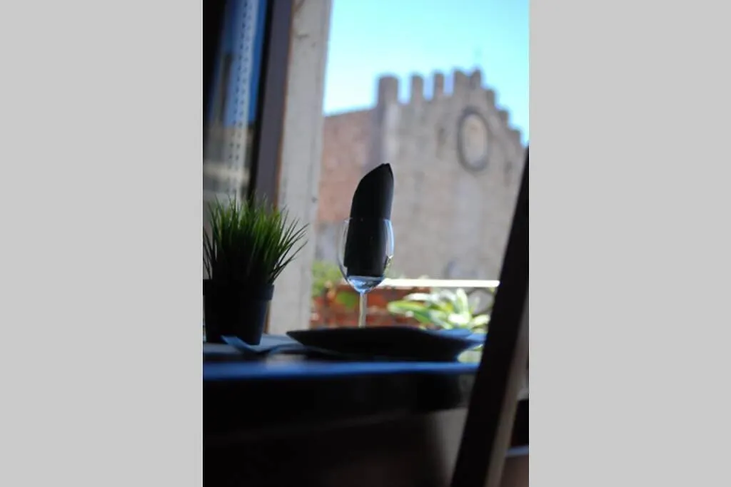 Casa Girolamo In Piazza Duomo Appartement Taormina Italië